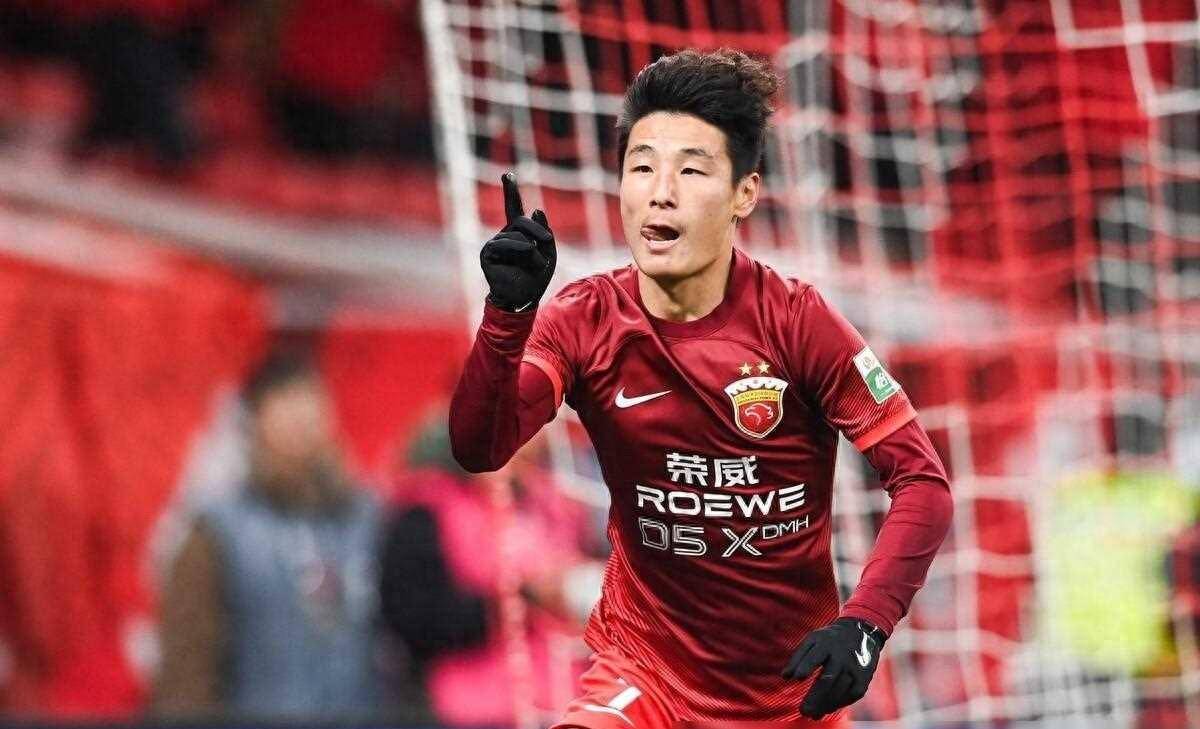 武磊攻入本赛季第十球，传射成拦路虎