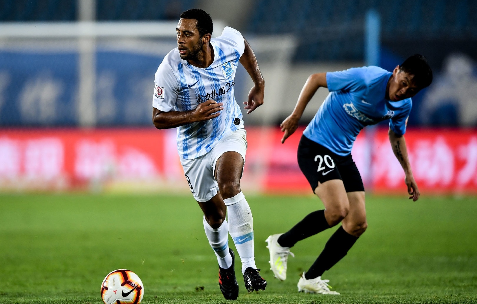 广州富力迎来天津泰达挑战,力求主场胜利 广州富力迎来天津泰达挑战,力求主场胜利