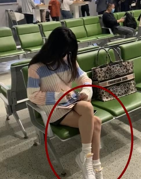 之后该表现怎么样对抽腿也没有离开