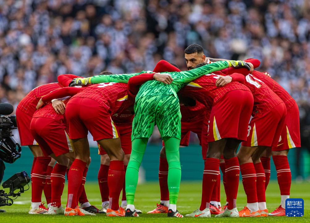 威廉希尔官网-英格兰队勇夺胜利，晋级国际比赛半决赛